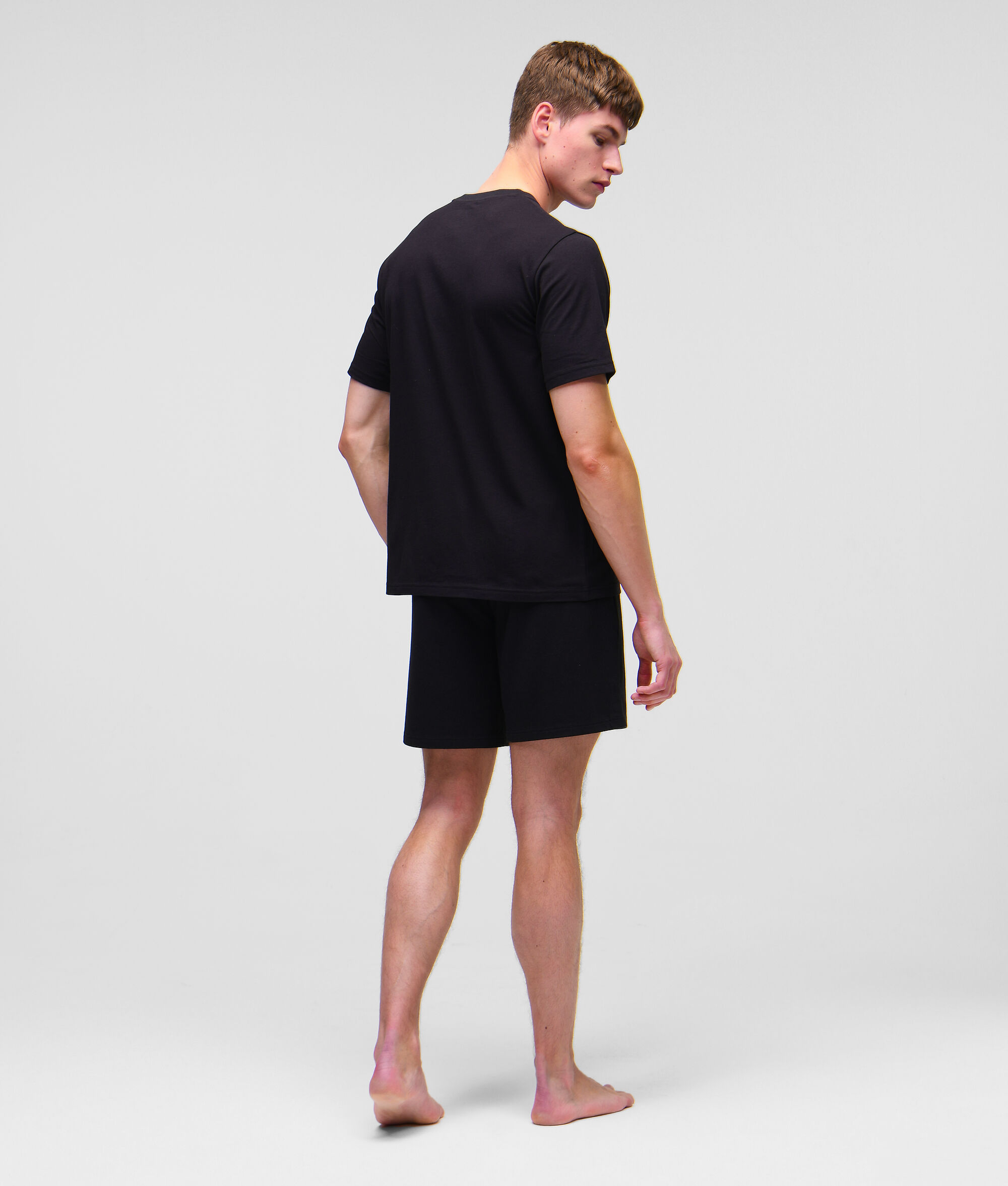 (image for) Compact KARL IKONIK SHORTS AND TEE SET